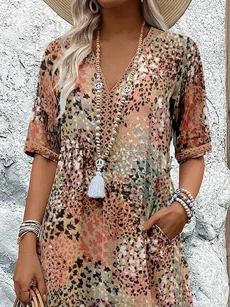 Lina™ | Lightweight Dress with V-Neck