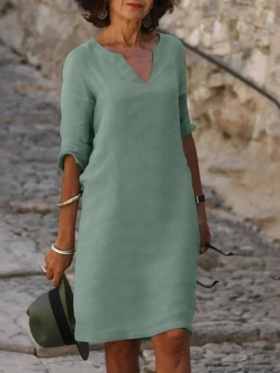 Molly | Elegant Dress with V-Neck