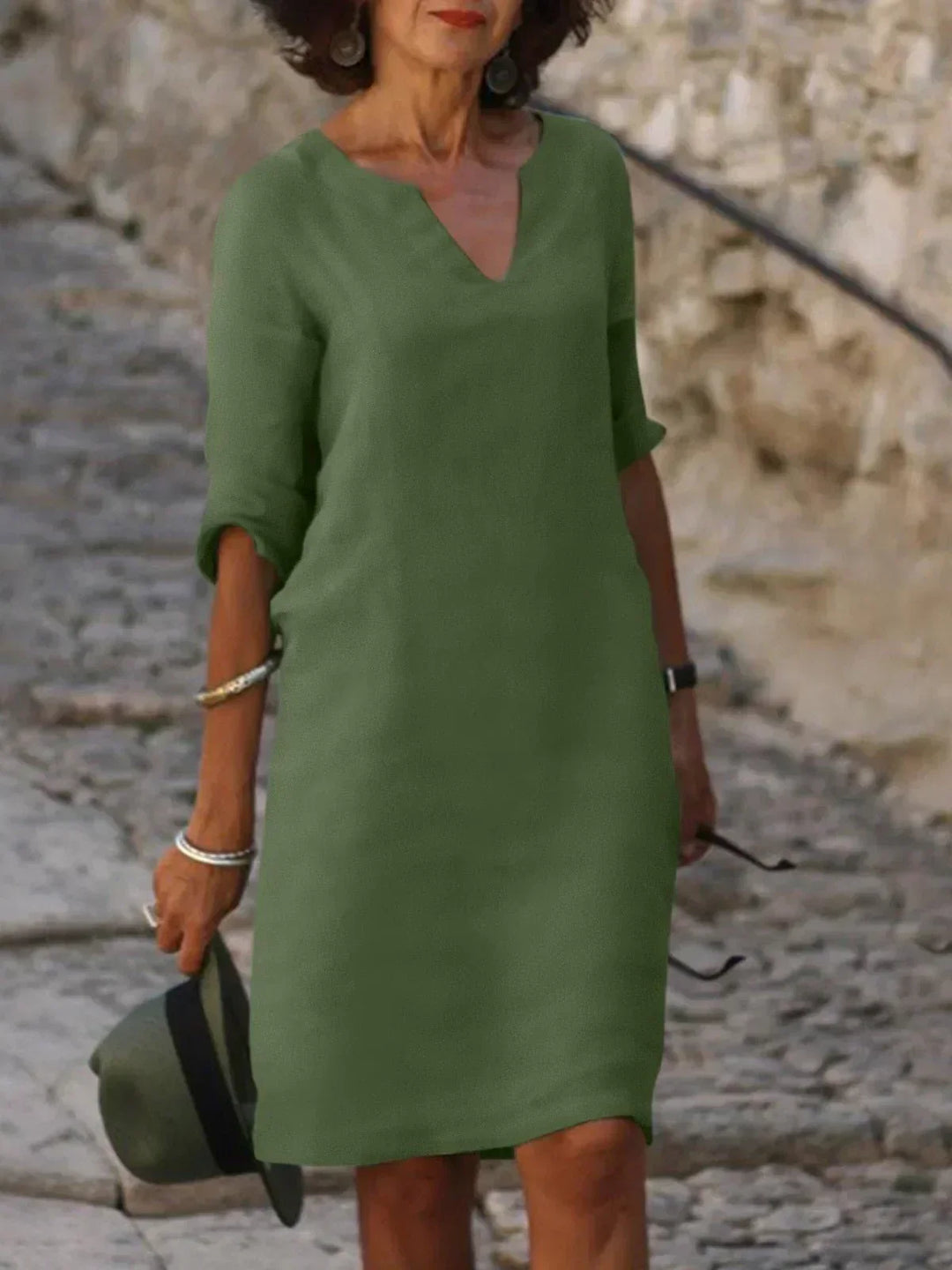 Molly | Elegant Dress with V-Neck